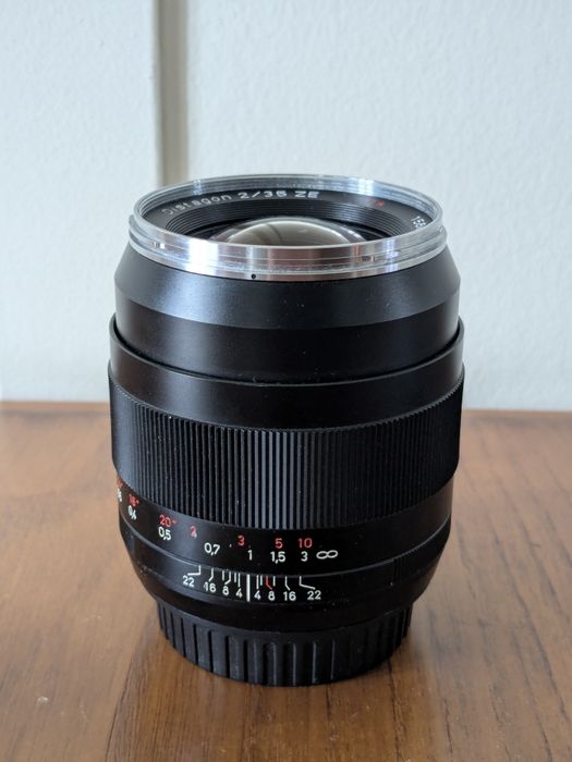 Zeiss Distagon T* 35mm f/2 ZF (ZE) (PARA CANON)