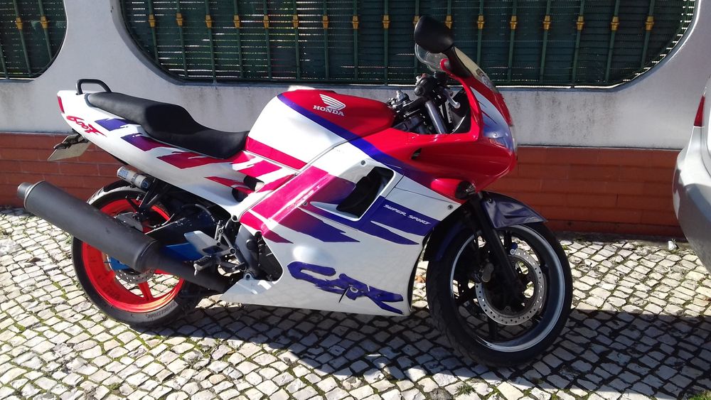 Vende se mota ano 93