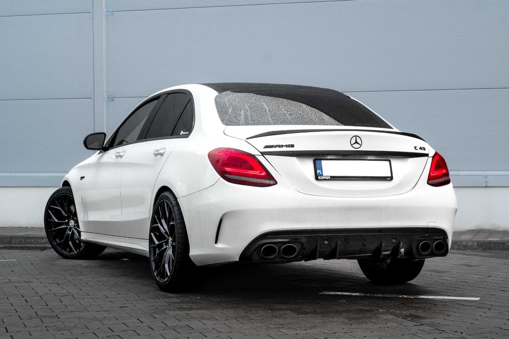 Wynajem Mercedes-AMG C43 | Poznań