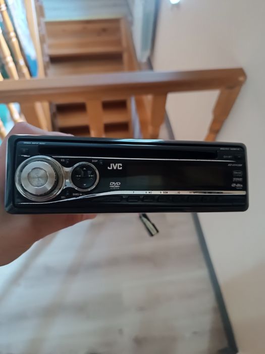 Продам магнитолу JVC