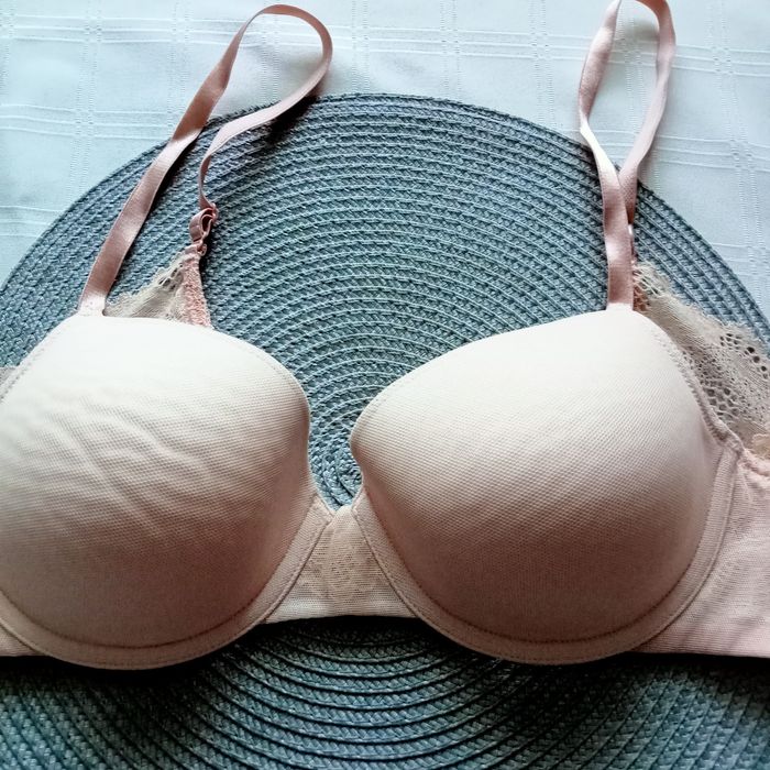 Biustonosz komfortowy Triumph 80B