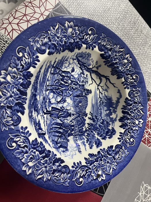 Prato vintage em porcelana