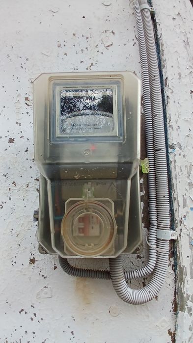 Крепкий дом с Газовым и печным отоплением.Плахтянка .Лес и озера