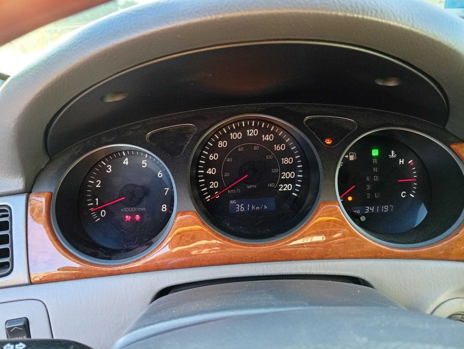 Продам Лексус ес 330