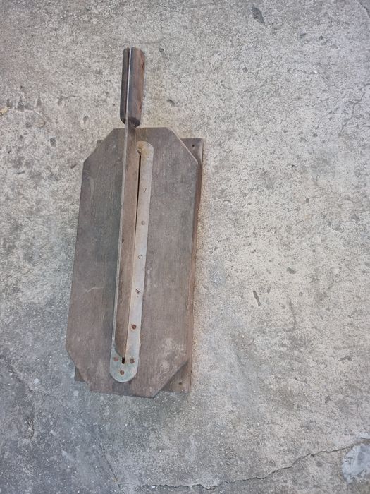 Cortador antigo para coleção