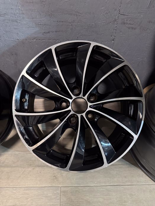 Диски BMW R17 7.5j ET36 5*120