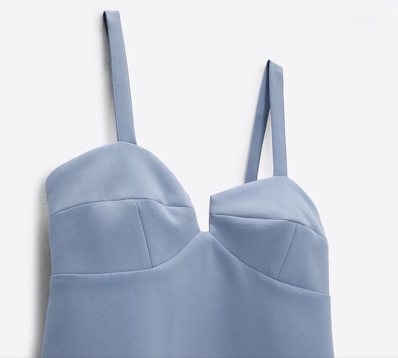 Майка від ZARA.