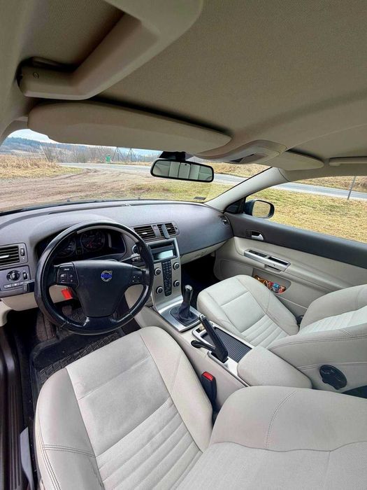 VOLVO C30 2.0D POLIFT Salon Polska