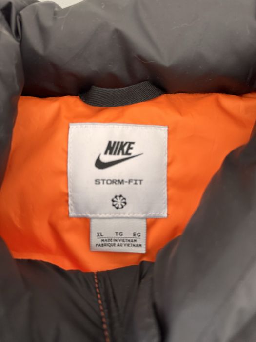 Жилетка безрукавка nike