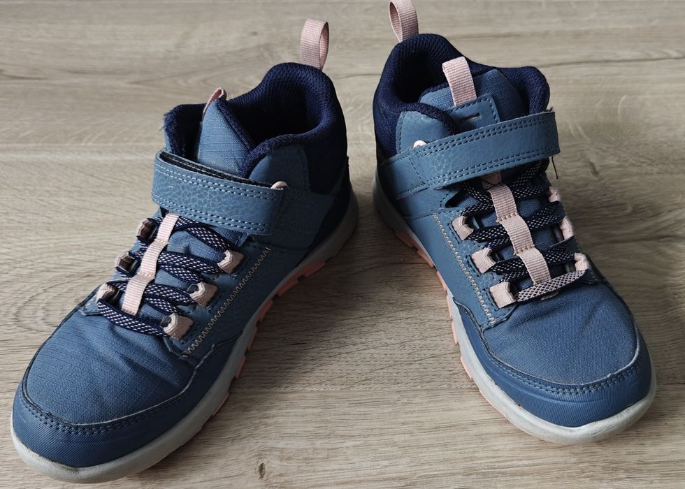 Buty dziecięce turystyczne Quechua na jesień