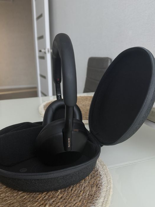 Наушники безпроводные Sony WH -1000XM5 black