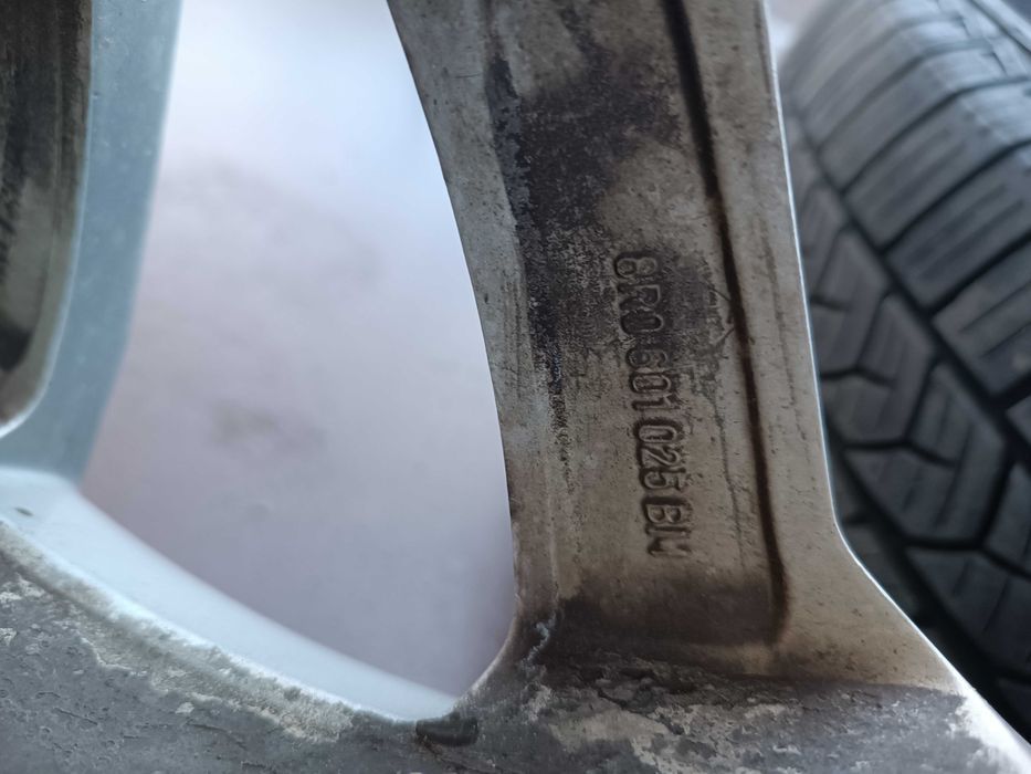 діск діски диски колесо бардюрка розборка Audi Q5 8R кю5 ку5 18 радіус ціна за 1 штуку