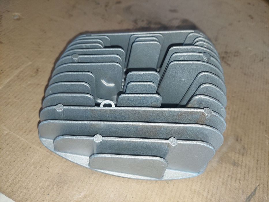 Nowa Polska glowica cylindra silnika wsk125