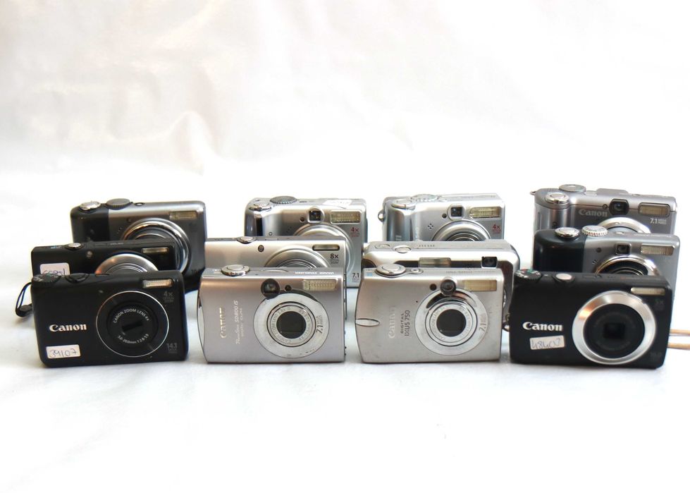 12 máquinas fotográficas compactas avariadas - Pack 2 - reservado