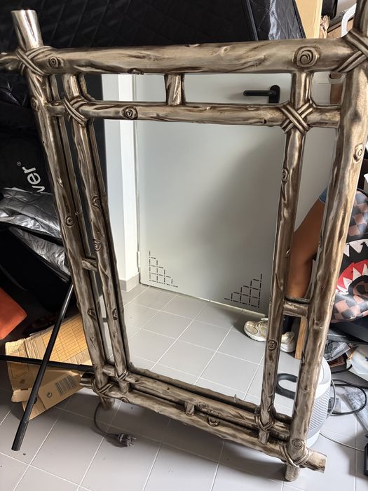 Espelho novo 140cm  por 40cm