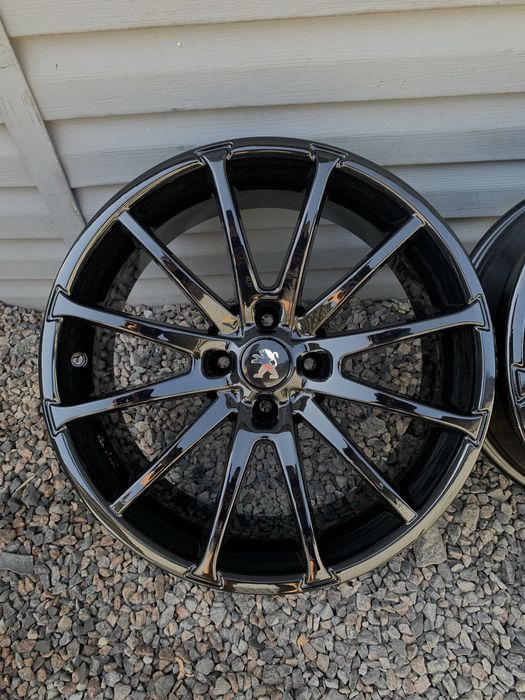Оригінальні титанові диски Peugeot 4/108 R18 4*108 18 Citroen Ford