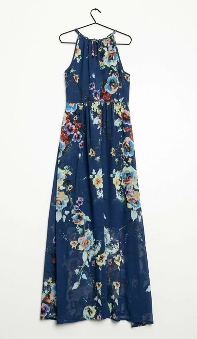 Платье, платья в ассортименте, разные размеры  и цены, смотрите в опис