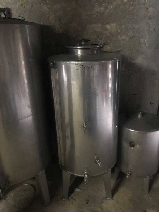 Cubas de Inox 664L e 1000L (separadas ou todas juntas)