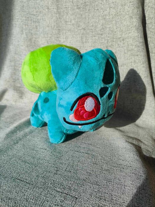 Pluszowy Bulbasaur ręcznie robiony