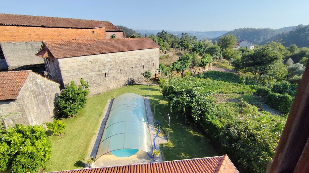 Propriedade de exceção com piscina – Um estilo de vida idílico!