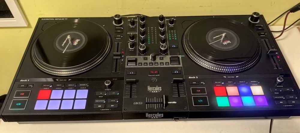 Hercules Inpulse T7 – Stan idealny, jak nowy! Kompletny zestaw sklepowy