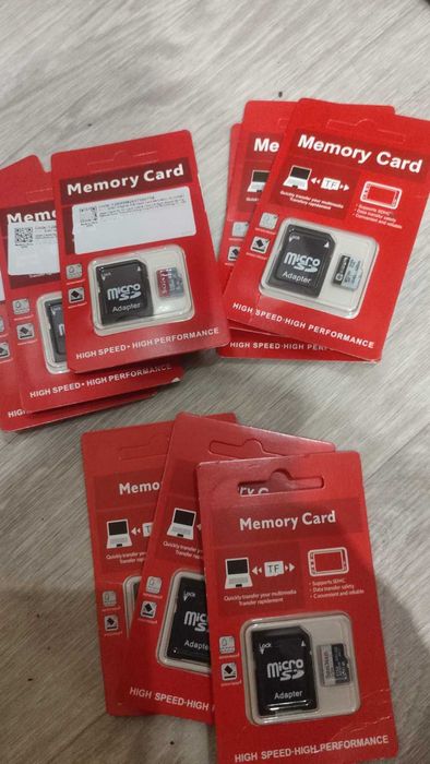 Мicro SD карты на 128 гб.  10 класса.