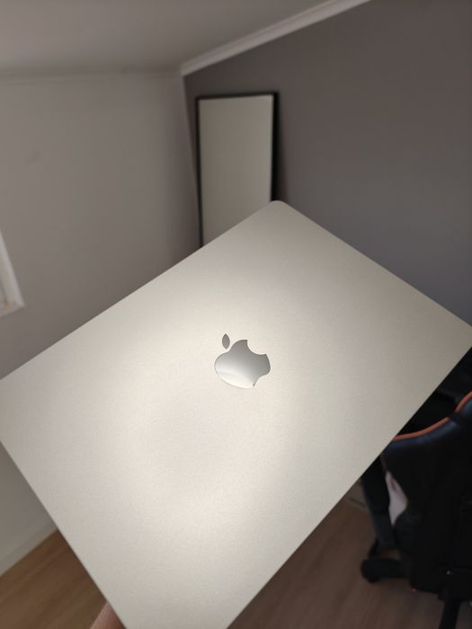 Macbook air m4 256gb prateado troco por torre gaming