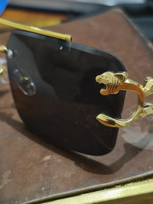 Okulary przeciwsłoneczne.