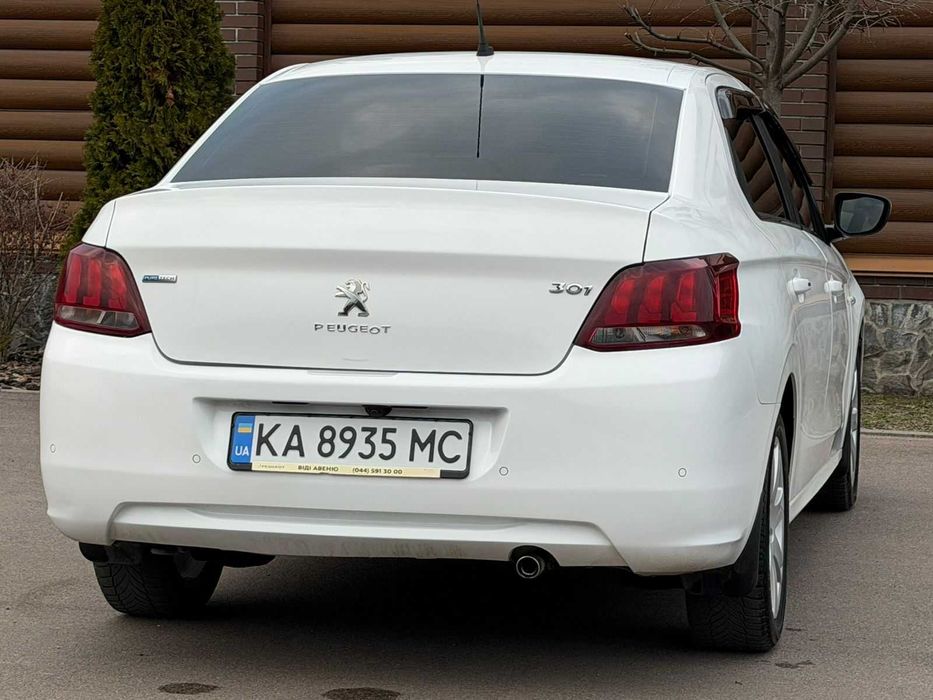 Peugeot 301 2017