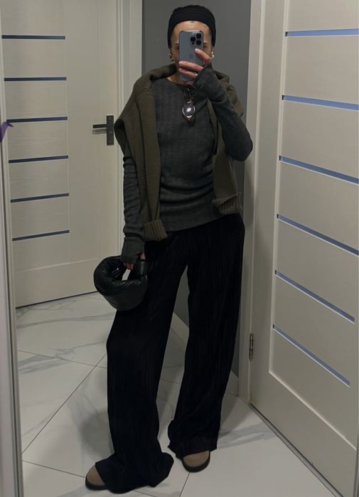 Лонг лонгслів на пальчик молочний zara s m / лонгслив