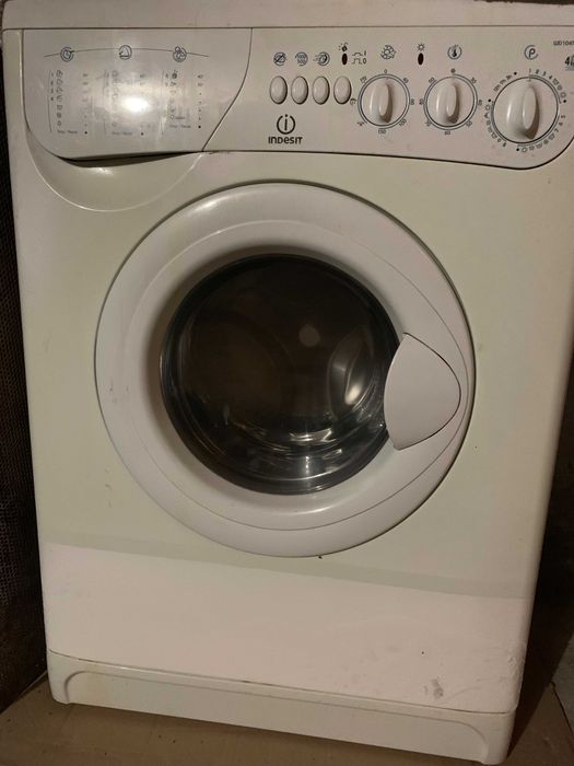 Пральна машина Indezit WD104T