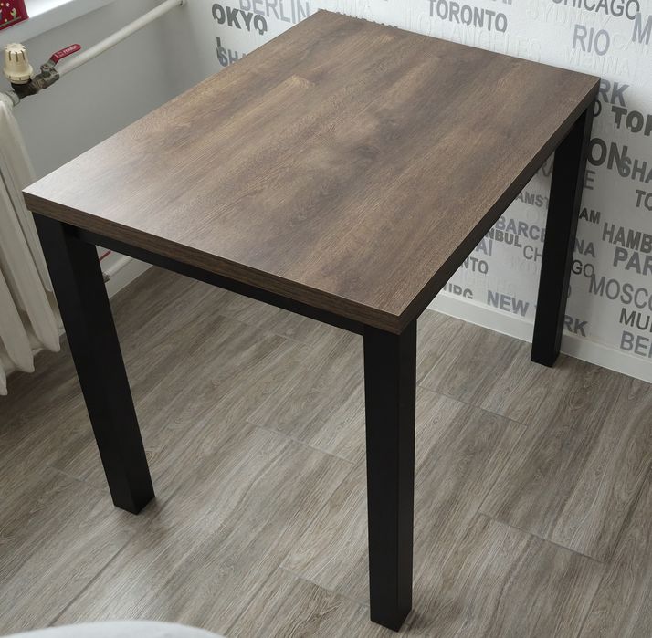 Sprzedam prawie nowy stół kuchenny