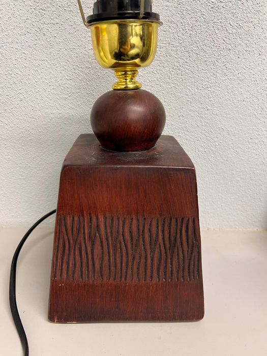 Lampa stojąca brązowa lampka nocna