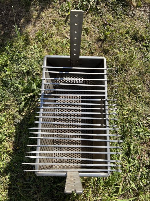 Churrasqueira de espeto giratorio em aco inoxidavel 316l