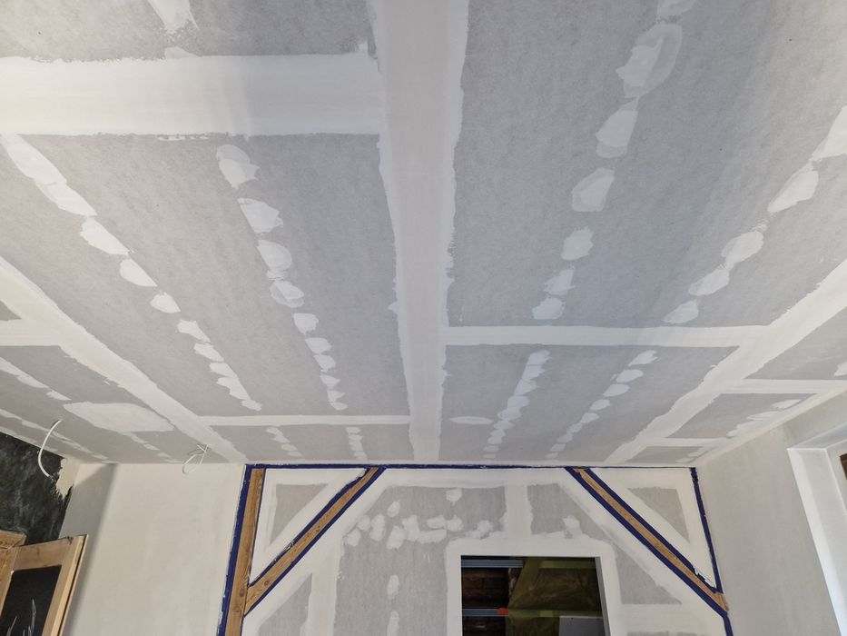 Sufity podwieszane | szpachlowanie | malowanie | remonty