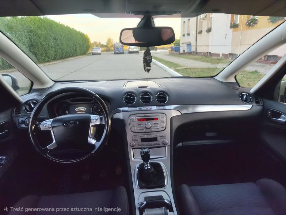 Ford  S-max  2.0, 140km