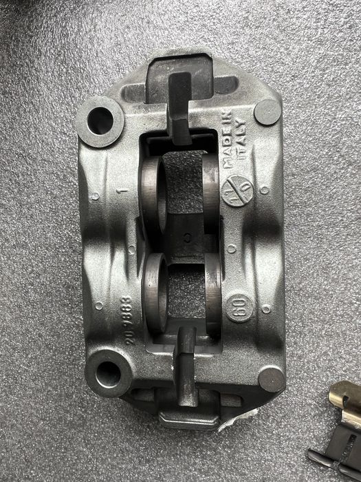 Zaciski przód DUCATI STREETFIGHTER  1098