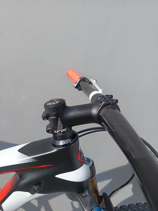 bicicleta btt carbono R29