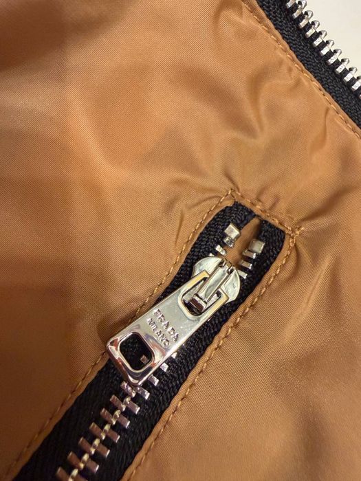 Prada куртка, 40р