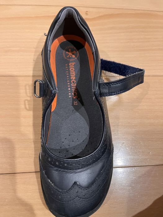 Sapatos uniforme biomecanics