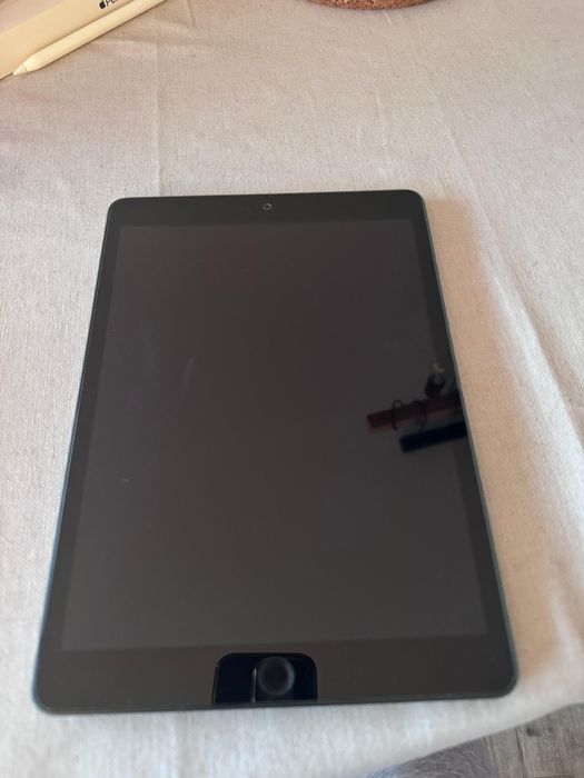 Apple iPad 8 geração 32GB