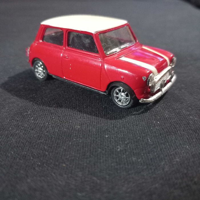 Miniatura mini escala 1/43