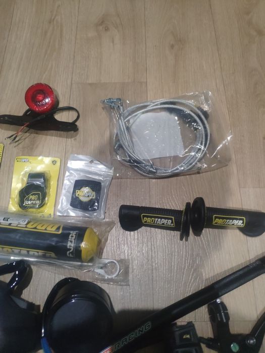 Віхлопна труба на мотоцикл кастом скремблер бобер крило сидіння