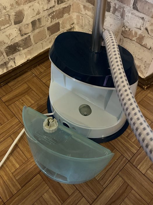 Вертикальний відпарювач Philips Easy Touch Plus