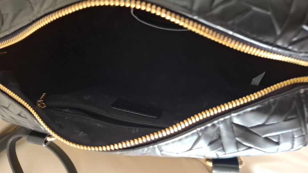 Mala de mão ou tiraloco da Verde