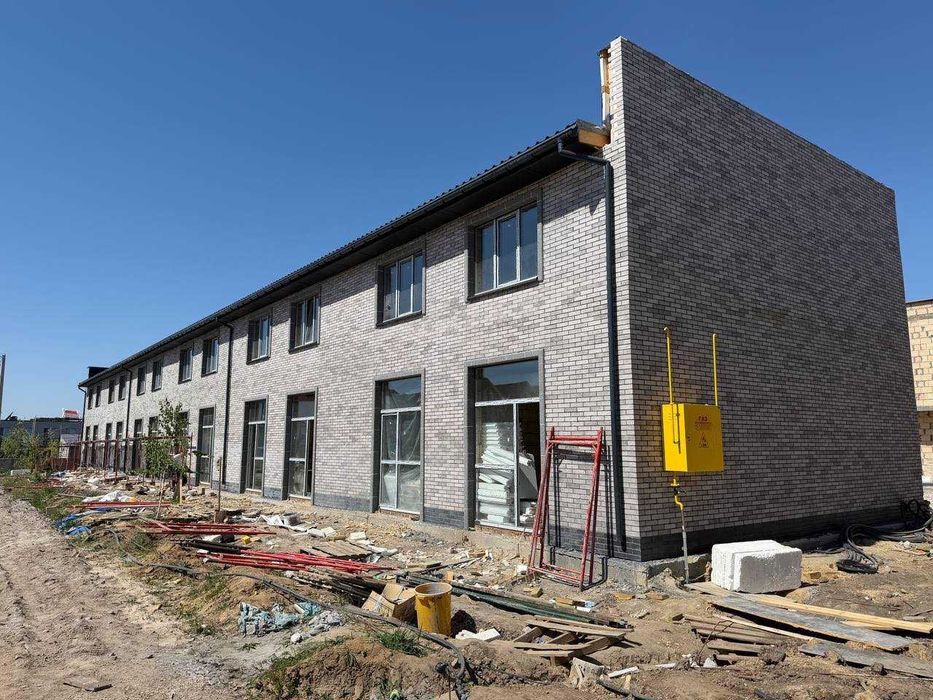 House in Svyatopetrivske, Buchanskyy rayon - View 2