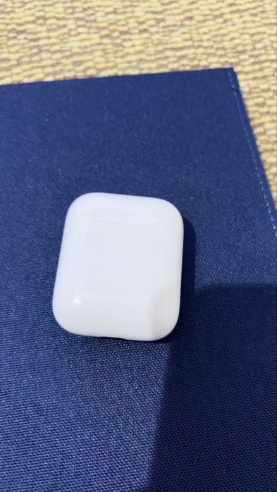 Airpods 2 , phones da Apple ja antigos a ainda bons