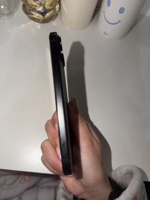 iphone 15 128GB estado da bateria 87%