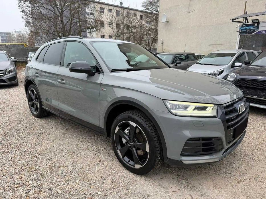Audi Q5 S-Line 2.0 TDI