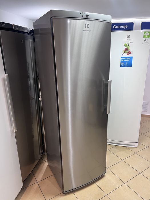 Duża zamrażarka noFrost Electrolux